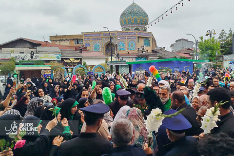 کاروان زیر سایه خورشید
