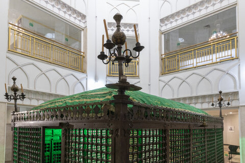 بازپیرایی «ضریح فولادی» در موزه حرم مطهر رضوی