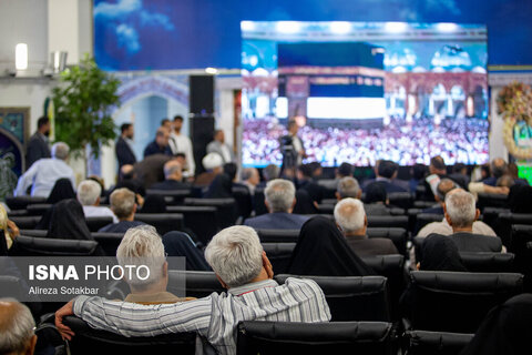 بدرقه نخستین گروه از زائران حج ۱۴۰۴