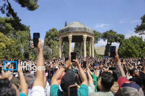 ۱۵ اردیبهشت؛ «روز شیراز»