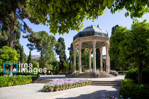 ۱۵ اردیبهشت؛ «روز شیراز»