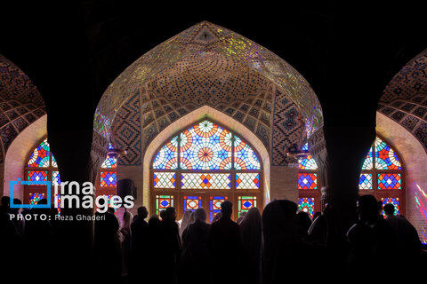 ۱۵ اردیبهشت؛ «روز شیراز»