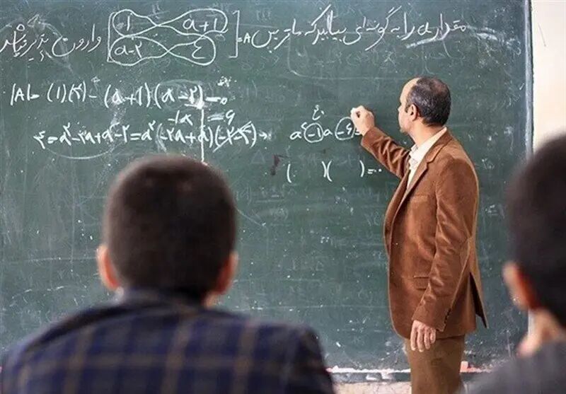 فوق‌العاده خاص و ویژه معلمان؛ وزیر آموزش و پرورش: بر رعایت شأن و منزلت فرهنگیان اصرار دارم