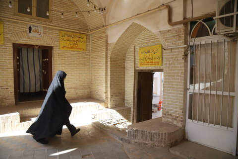 قدمگاه امام رضا(ع) در مسجد فرط یزد