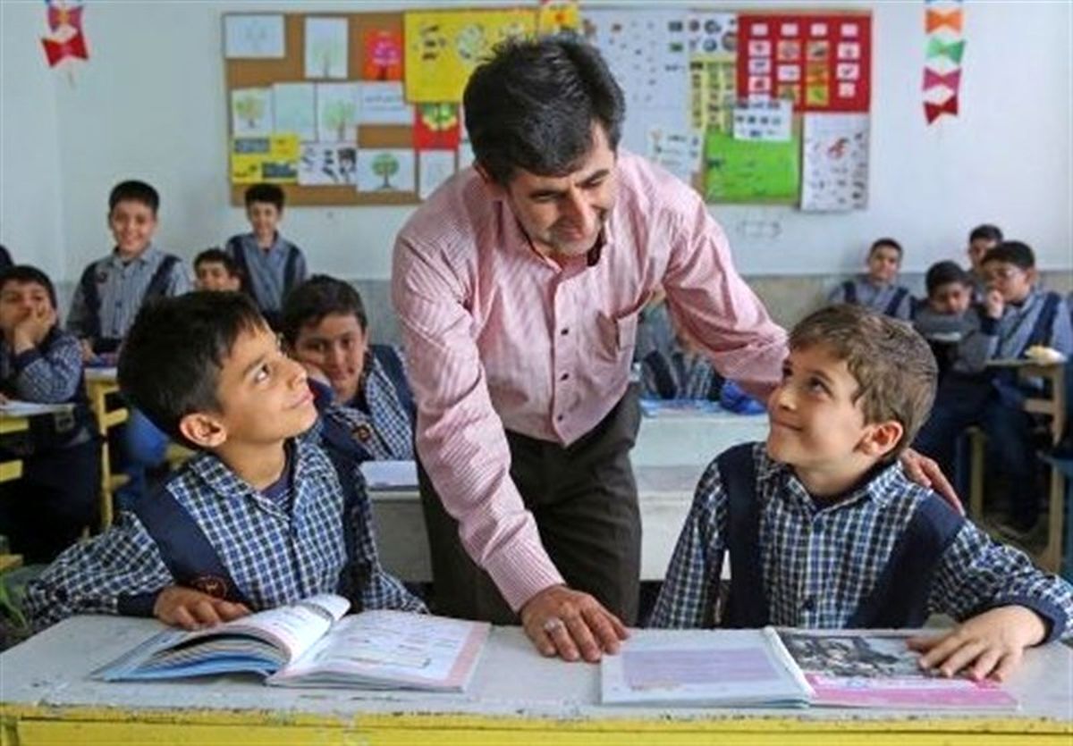 رتبه‌بندی معلمان را ناقص اجرا کردند