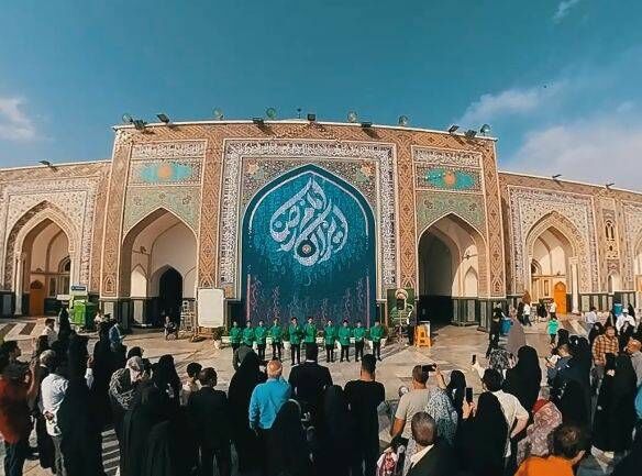 دیوارنگاره تعاملی «ایران امام رضا» در حرم مطهر رضوی کتیبهنگاری شد دیوارنگاره تعاملی «ایران امام رضا» در حرم مطهر رضوی کتیبهنگاری شد
