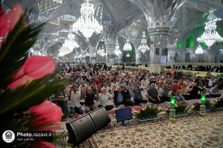 همزمان با روز میلاد امام رضا(ع)؛ ویژه برنامه «جمعه‌های انتظار» در حرم مطهر رضوی برگزار شد