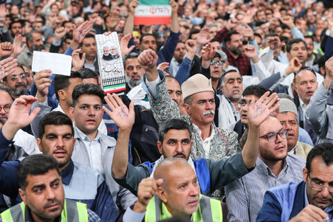 دیدار هزاران نفر از کارگران سراسر کشور با رهبر انقلاب