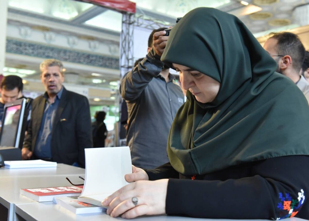 سخنگوی دولت: «کتاب‌خوانی» از محورهای مورد حمایت دولت است