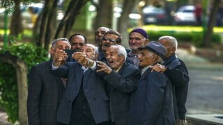بازنشستگان بخوانند | تاخیر در واریز وام ۵۰ میلیون تومانی بازنشستگان | وام کی واریز می‌شود؟