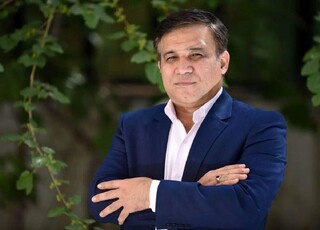 تاجرنیا: در استقلال هیات مدیره تصمیم می‌گیرد نه من؛ دموکراسی را قبول دارم