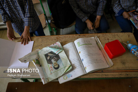 مدرسه‌ای برای کودکان کار