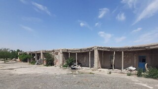 قلعه و قبرستان، آخرین نشانه‌های افسانه‌ای است که جایی در حاشیه مشهد شکل گرفته است/ قصه عاشقان دشت توس