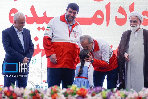 عکس منتخب هفته | از جشن بزرگ امام رضایی‌ها تا اعزام اولین گروه حجاج به سرزمین وحی