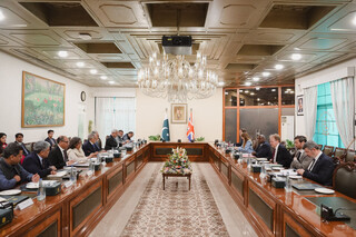 سفر وزیر خارجه انگلیس به پاکستان / لمی خواستار تبدیل آتش‌بس هند و پاکستان به صلح پایدار شد