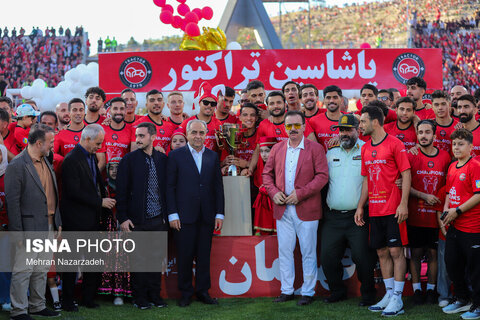 جشن قهرمانی تراکتور در تبریز