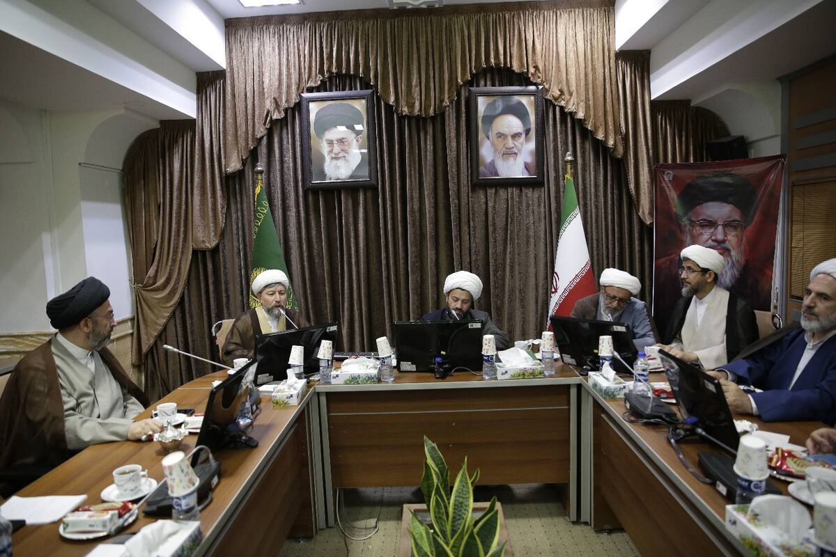 نشست هماندیشی مراکز پاسخگویی به شبهات دینی در مشهد برگزار شد نشست هماندیشی مراکز پاسخگویی به شبهات دینی در مشهد برگزار شد