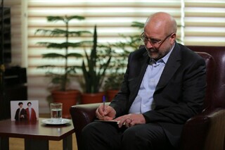 رییس مجلس: خون مطهر شهدا حقانیت جمهوری اسلامی در تاریخ را ثبت کرد