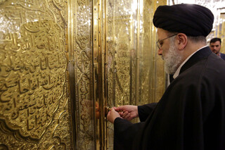 خدمت خادم‌الرضا در بارگاه حضرت رضا(ع)
