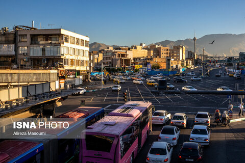 تهران ساعت ۶:۰۰