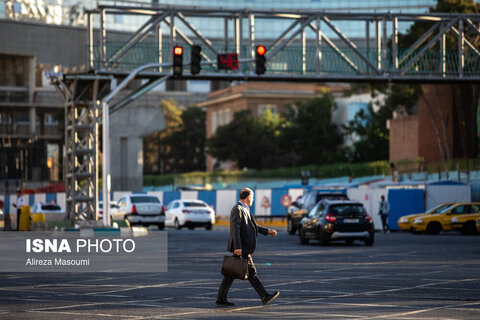 تهران ساعت ۶:۰۰