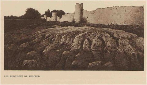 بارو و خندق شهر مشهد / 1277 خورشیدی / عکس: هانری رنه دالمانی