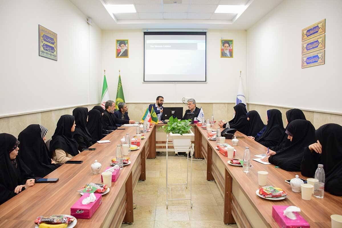 آشناسازی جهانیان با زیبایی‌های کلام اهل‌بیت (ع)، بهترین راه جهانی‌شدن معارف تشیع