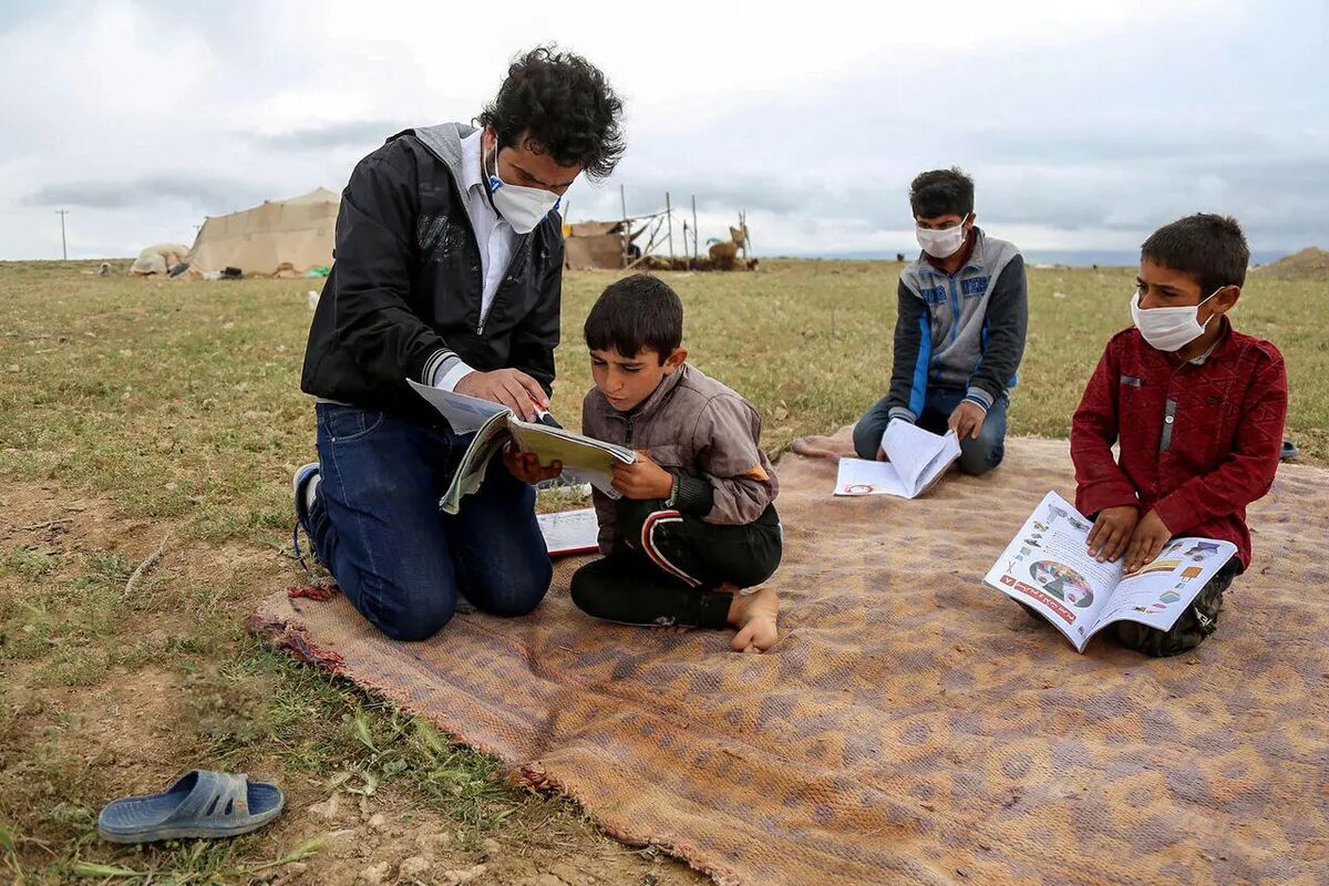 کاهش ۳۰ درصدی چرخه فقر با فعالیت معلمان توانمند در مناطق محروم