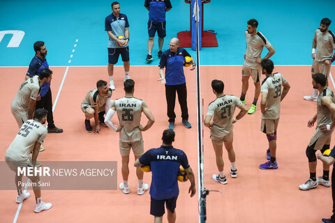 عکس منتخب هفته | از بزرگداشت فردوسی در مشهد تا دستگیری ما‌ل‌خران در تهران