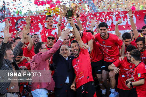 عکس منتخب هفته | از بزرگداشت فردوسی در مشهد تا دستگیری ما‌ل‌خران در تهران