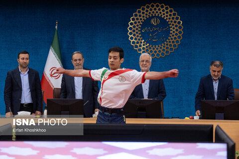 عکس منتخب هفته | از بزرگداشت فردوسی در مشهد تا دستگیری ما‌ل‌خران در تهران