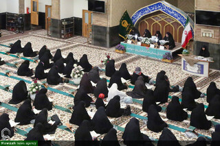 رفاقت با آیات نور در حرم شمس‌الشموس(ع)