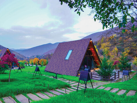 «روستای زانوس» نقاشی خداوند در طبیعت