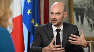 وزیر خارجه فرانسه: اگر ایران مذاکره نکند، تحریم‌ها را بازمی‌گردانیم