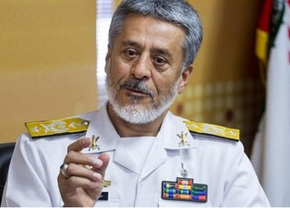 دریادار سیاری: دشمن در مورد ایران دچار اشتباه محاسباتی شده است