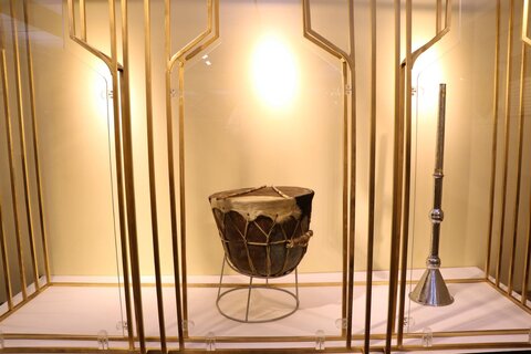 آثار نفیسی از گنجینه حرم امام رضا (ع) برای نخستین بار در تهران به نمایش در آمد