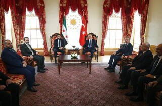 اردوغان، کاتالیزور ارتباط آمریکا و سوریه؟ / سفر ناگهانی الجولانی به ترکیه کمی پس از دیدار با ترامپ
