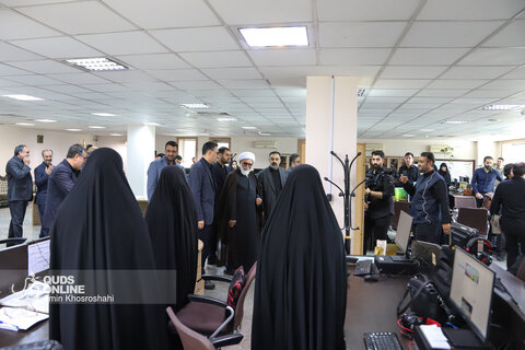 بازدید تولیت آستان قدس رضوی از روزنامه قدس
