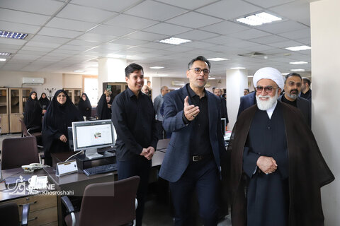 بازدید تولیت آستان قدس رضوی از روزنامه قدس