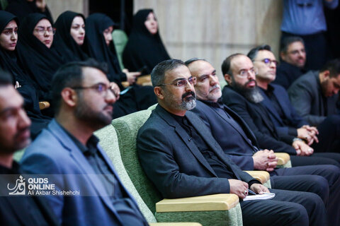 بازدید تولیت آستان قدس رضوی از روزنامه قدس