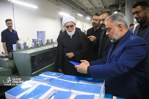 بازدید تولیت آستان قدس رضوی از روزنامه قدس