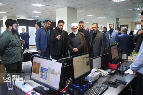 بازدید تولیت آستان قدس رضوی از روزنامه قدس