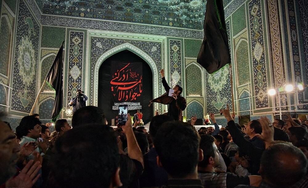 تشرف عزاداران شهادت حضرت جوادالائمه(ع) به حرم مطهر رضوی تشرف عزاداران شهادت حضرت جوادالائمه(ع) به حرم مطهر رضوی