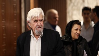 عنایت بخشی در بیمارستان بستری است