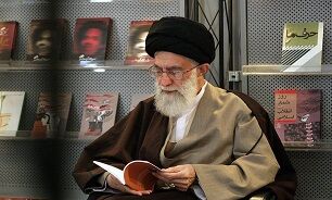 مروری بر بعضی کتاب‌های تقریظ رهبری