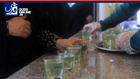شربت با یخ‌های بلوری در گرمای تابستان