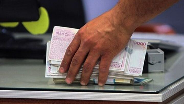 ۱.۱ میلیون نفر در صف انتظار وام؛ بانک‌ها در حال رکوردشکنی پرداخت وام به خودی‌ها