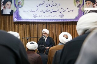 آیت‌الله فاضل لنکرانی: فقه معاصر بدون فهم مبانی فقهی امام خمینی(ره) امکان ندارد