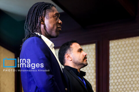 امضای قرارداد رسمی «کلارنس سیدورف»