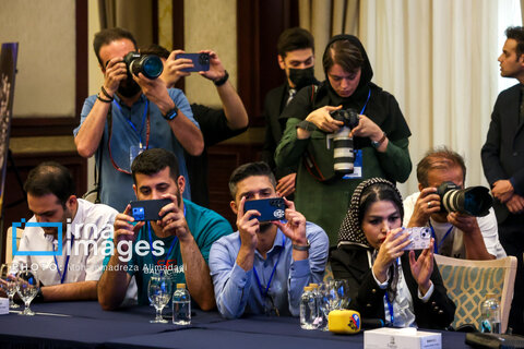 امضای قرارداد رسمی «کلارنس سیدورف»